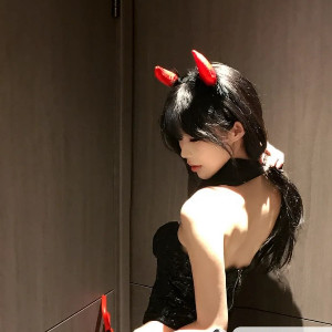 思思