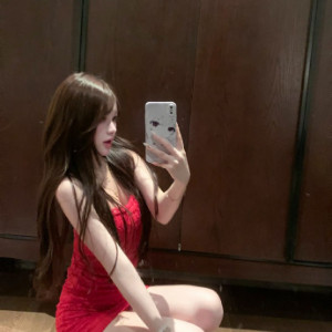 思思外送茶Gleezy：b69037  賴b69037